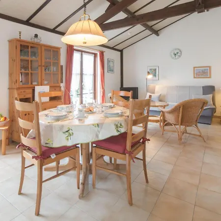 Holiday home Holiday Zeepark Zeepolder-6 By Interhome *